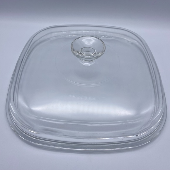Vintage Corningware Shadow of Iris Casserole Dish 2.5L - Picture 11 of 15